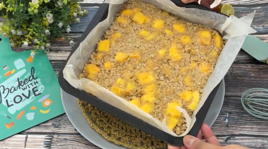 Bake the Crumble Bar